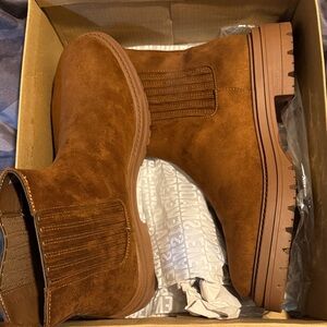 Chestnut Brown Suede Women’s Chelsea Boots